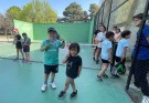 Alumnos del Newbery en un encuentro de padel en Tres Lomas