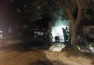 Un automóvil se incendió en el garaje de una vivienda 