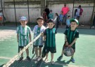 Alumnos del Newbery en un encuentro de padel en Tres Lomas