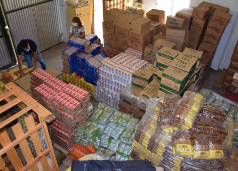Arribaron tres toneladas de alimentos secos para asistencia social 
