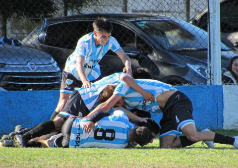 Deportivo Argentino se mantiene como líder del campeonato