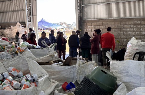 Vecinos visitaron la Planta de RSU y se llevaron productos sustentables
