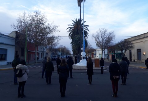 Acto por el Bicentenario del fallecimiento de Belgrano en Pellegrini