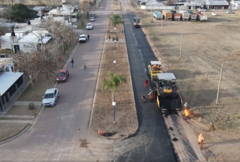 Finalizó la obra de asfaltado en la calle Ugarte