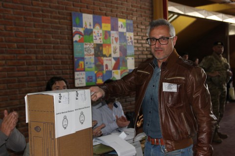 Votó Mariano Marín en la Unidad Académica