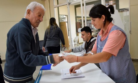 Entregaron las semillas del programa ProHuerta