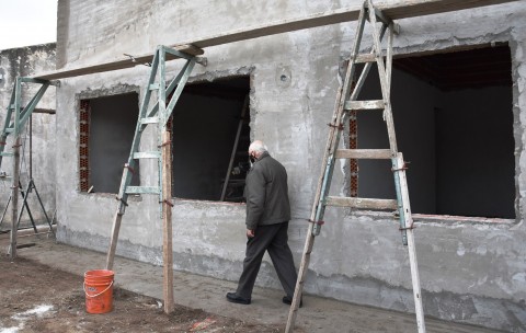 Avanza la construcción de aulas en el Centro Universitario