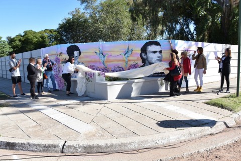 Inauguraron el mural en memoria de Carlos Corona y Hugo Medrano