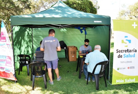 Continúa la inscripción para vacunarse en Tres Lomas 