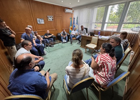 Reunión para coordinar un plan de acción preventivo ante las tormentas