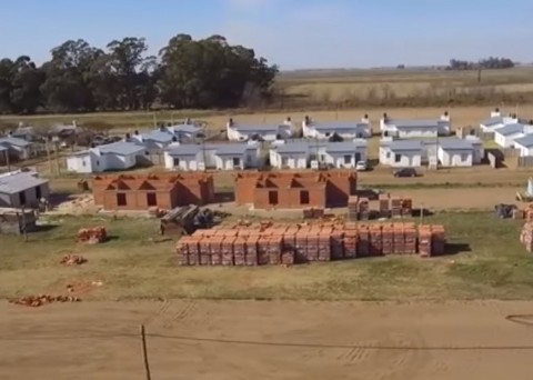 Avanza la construcción de las 18 viviendas en el predio de la Quinta 80