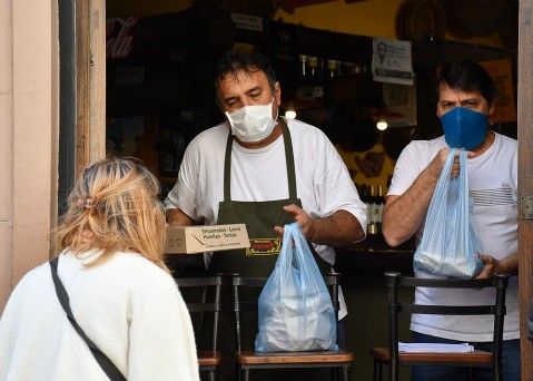 Más de mil casos positivos activos en la zona