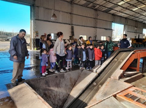 Instituciones educativas visitaron la Planta de Residuos Sólidos Urbanos