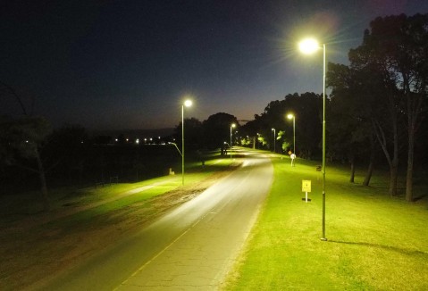 Ya funciona el nuevo sistema de iluminación en el acceso a la ciudad 