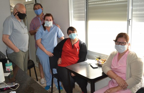 Álvarez visitó y felicitó enfermeras en el “Día de la Enfermería Argentina”