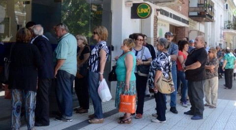 ANSES insta a los bancos a simplificar el trámite de supervivencia de jubilados y pensionados