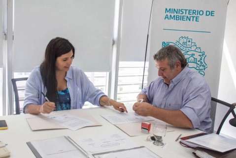 Se firmó un convenio con la Ministra de Ambiente bonaerense