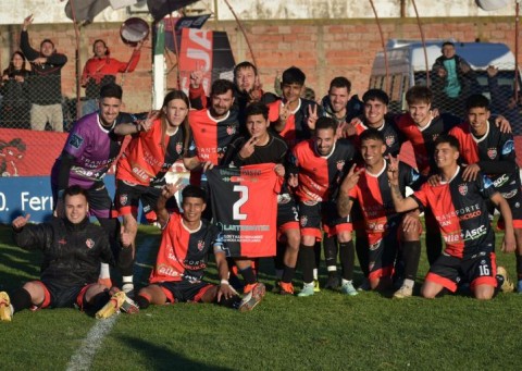 Tres equipos comparten la punta del Torneo Clausura