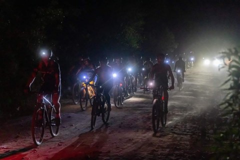 Se realizó la Segunda Bicicleteada Nocturna del Verano