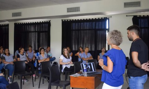 Concientizan sobre separación de residuos a instituciones educativas