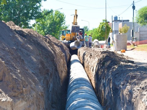 Avanzan las mejoras de infraestructura en el barrio “Federal”