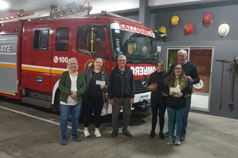 Bomberos Voluntarios entregó premios de su rifa