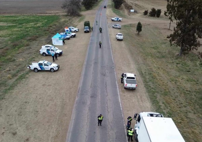 Gran despliegue policial en el Acceso Centenario