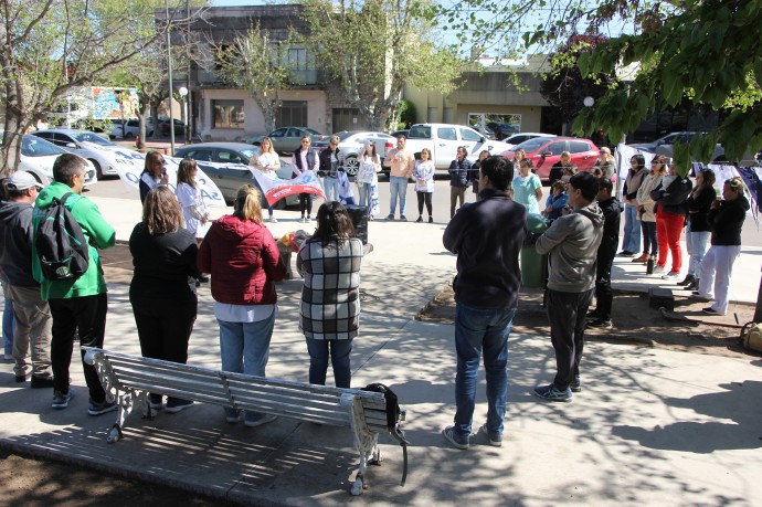 El Frente de Unidad Docente se movilizó en defensa de la educación 