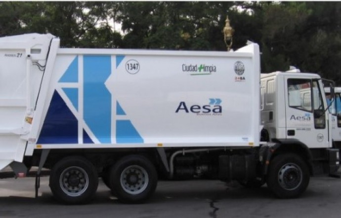 El Municipio adquirió un camión con caja recolectora/compactadora 