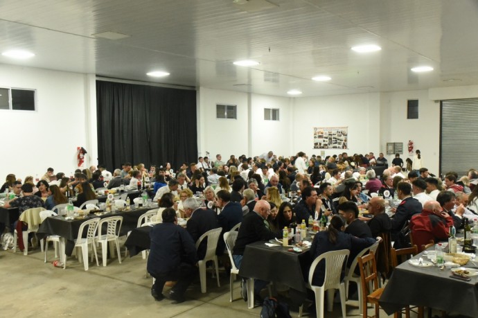 Bomberos agradeció la colaboración recibida para la cena 45° aniversario