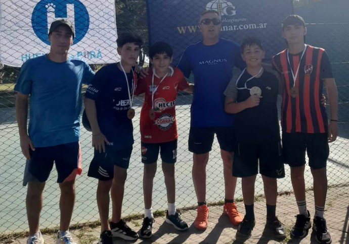 Jorge Newbery realizó un encuentro zonal de padel de menores