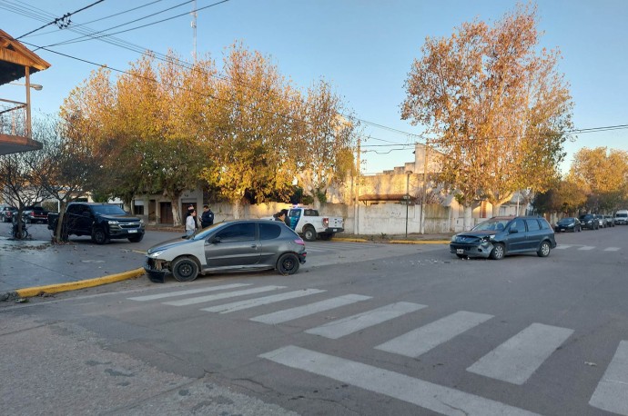 Accidente en la esquina de Chacabuco y Rivadavia 