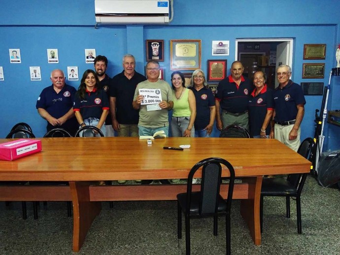 Bomberos entregó los premios del Sorteo Final de la Rifa Anual 2024