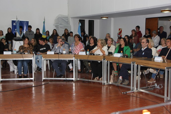 Succurro: “Si no consigo tierra para viviendas, dejo la gestión municipal”