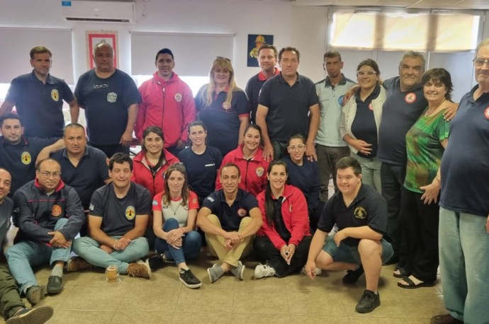 Bomberos Voluntarios se capacitaron en Primeros Auxilios Emocionales