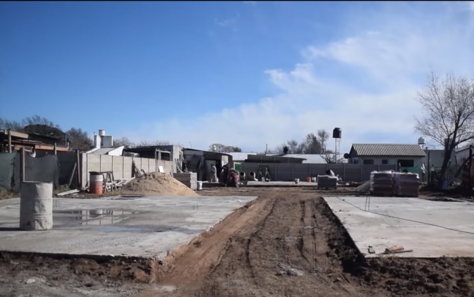 Pacheco visitó la obra para la construcción de seis nuevas viviendas