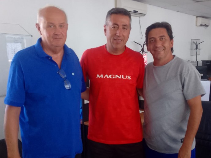 Carlos Cuevas visitó la Subsecretaría de Deportes bonaerense