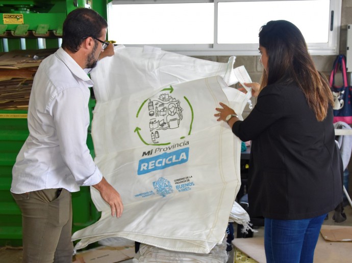 Tres Lomas participa del programa “Mi Provincia Recicla”