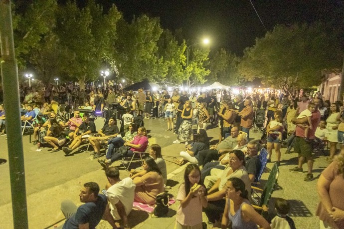 El Ensamble Municipal de Música Popular realizó el “Concierto de la esperanza”