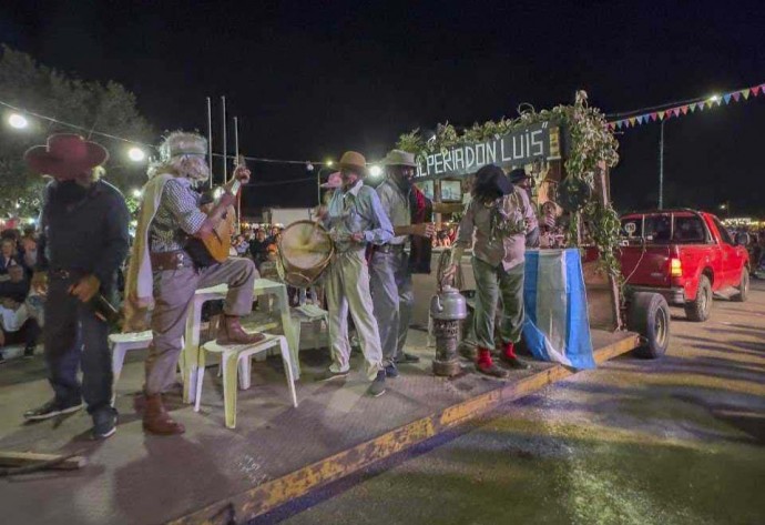 Los carnavales volvieron a Tres Lomas