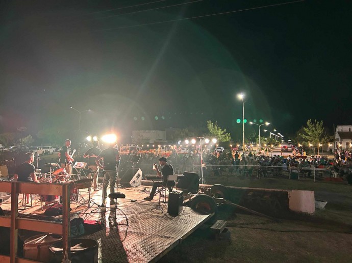 Gran concurrencia en el festival “Quenumá le canta a Quenumá”