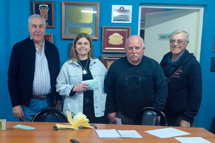 Bomberos Voluntarios entregó premios de su rifa