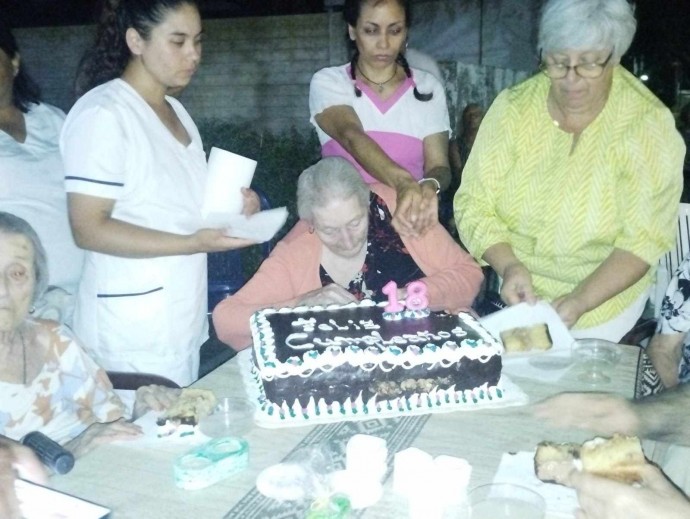 El Hogar de Adultos Mayores de Quenumá celebró su 18° aniversario