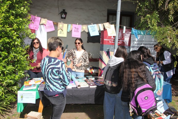 Se realizó la “Feria de Salud Integral en las Adolescencias”