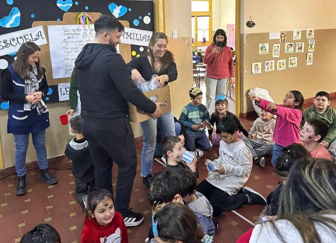 Ingeniero Thompson festejó el Día del Niño