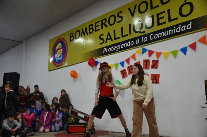 44ª Edición del Tradicional Chocolate del Día del Niño en Bomberos