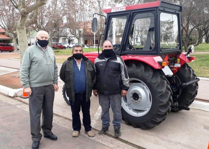 Tres Lomas adquirió un tractor 0 km