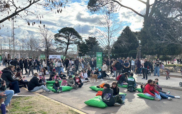 El Banco Provincia presentó “Incluir en Movimiento” en la plaza principal