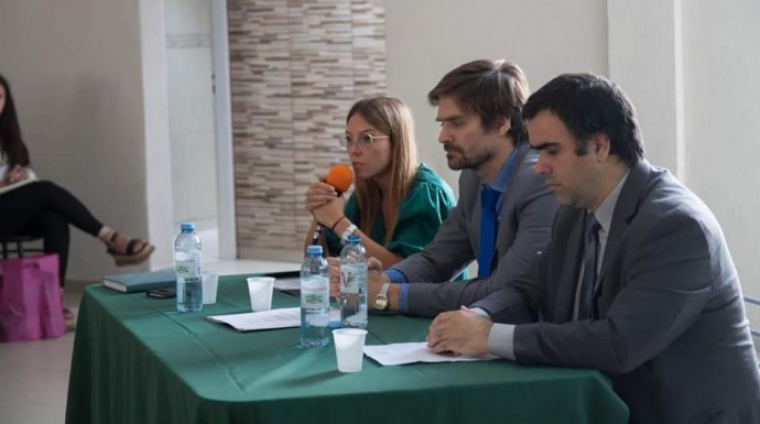 La Asesora Legal del Municipio participó de una reunión en La Plata