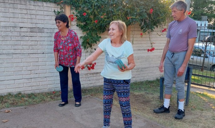 Residentes de los hogares en jornada recreativa del Centro de Jubilados